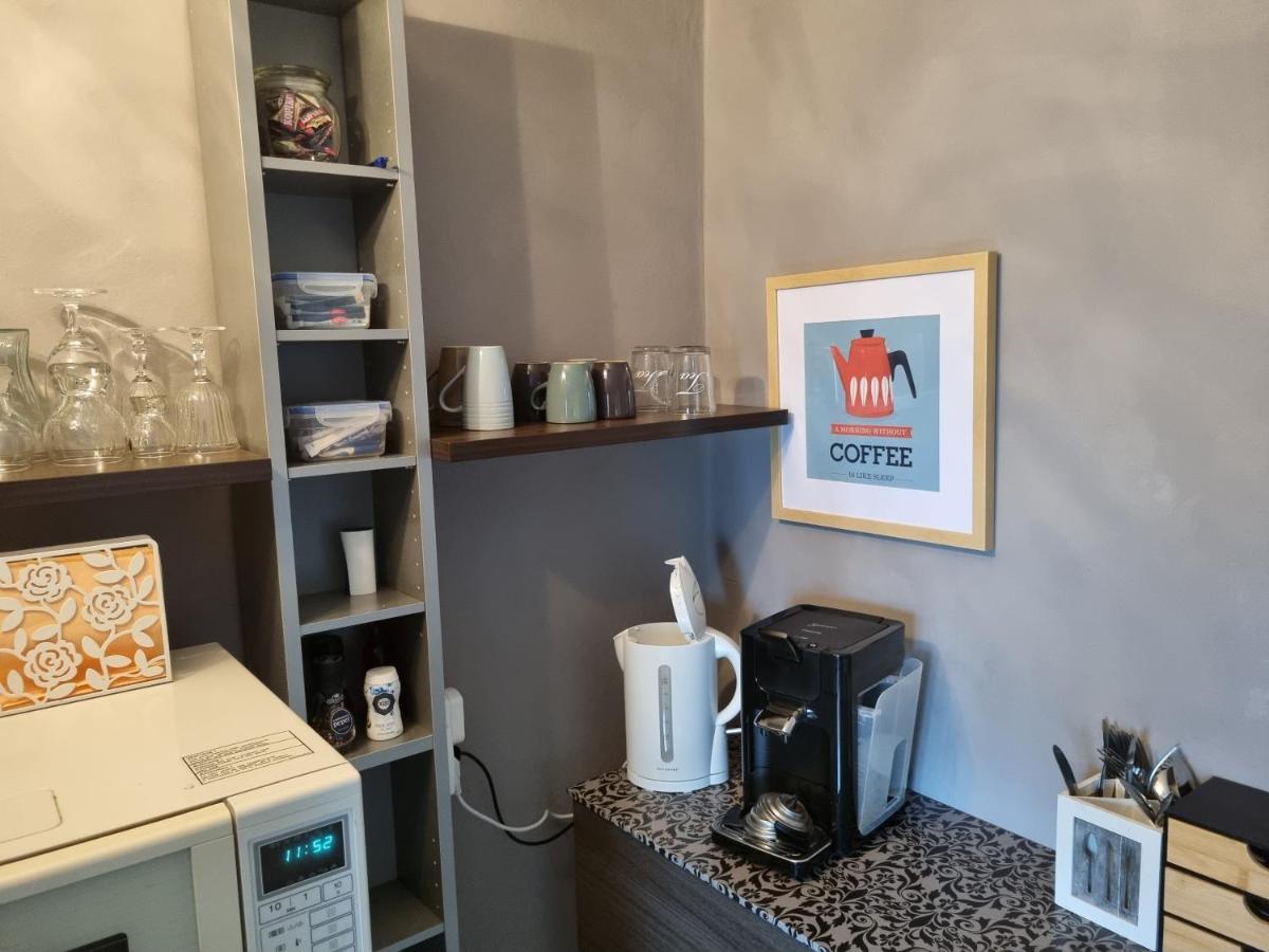 B&B Maaslandje Wijk en Aalburg 外观 照片