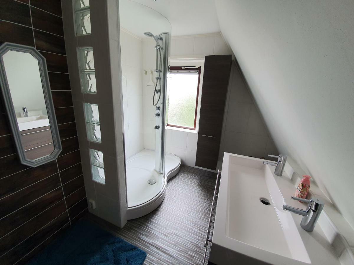 B&B Maaslandje Wijk en Aalburg 外观 照片